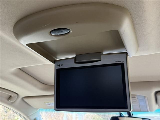 TOYOTA ALPHARD 2012 Image 31