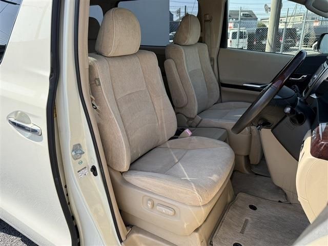 TOYOTA ALPHARD 2012 Image 31