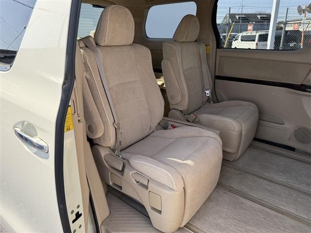 TOYOTA ALPHARD 2012 Image 31