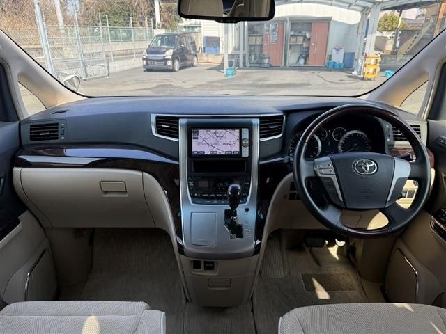 TOYOTA ALPHARD 2012 Image 31
