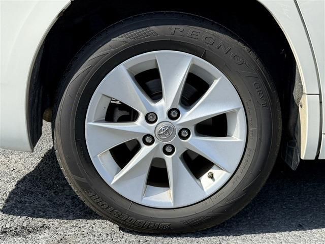 TOYOTA ALPHARD 2012 Image 31