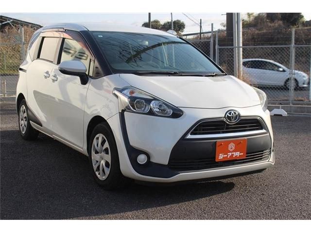 TOYOTA SIENTA 2015 Image 31