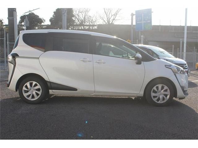 TOYOTA SIENTA 2015 Image 31