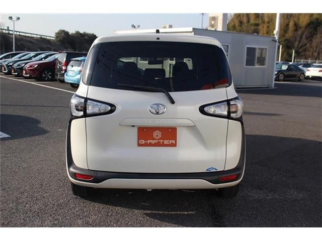 TOYOTA SIENTA 2015 Image 31