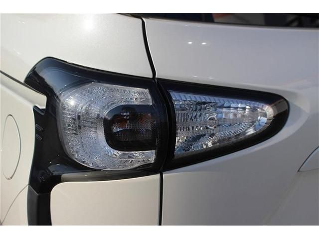 TOYOTA SIENTA 2015 Image 31