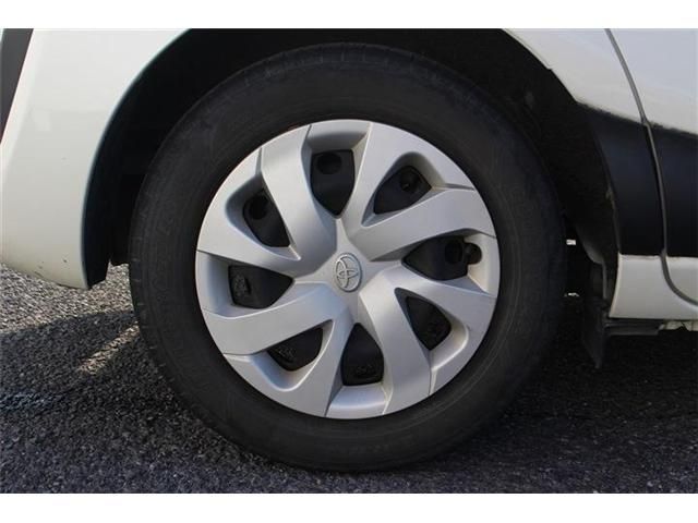 TOYOTA SIENTA 2015 Image 31