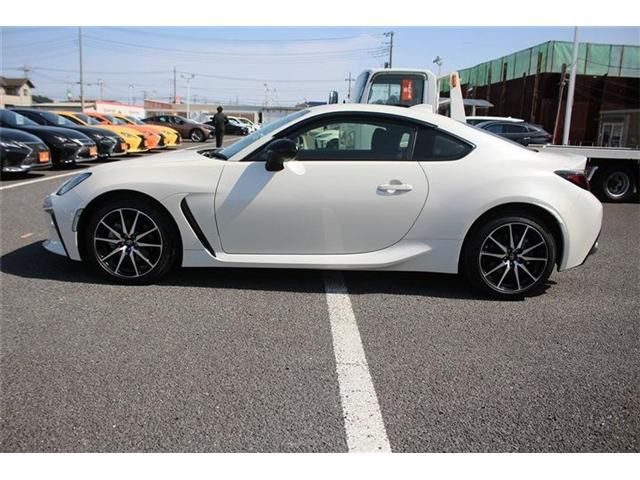 TOYOTA GR86 2023 Image 31