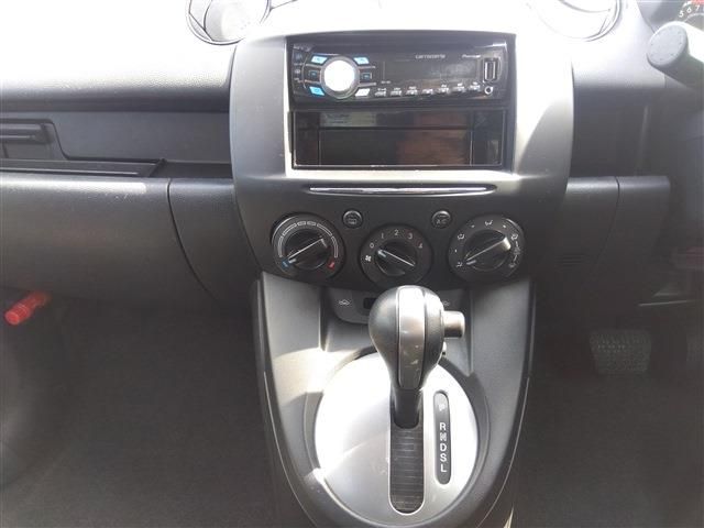 MAZDA DEMIO 2011 Image 31