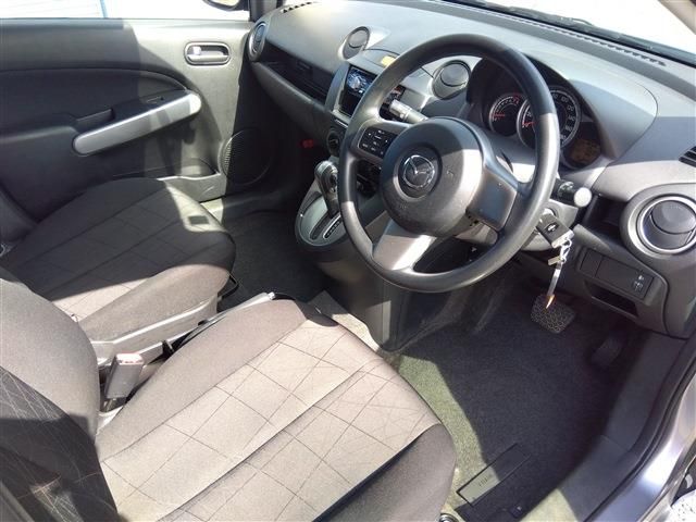 MAZDA DEMIO 2011 Image 31