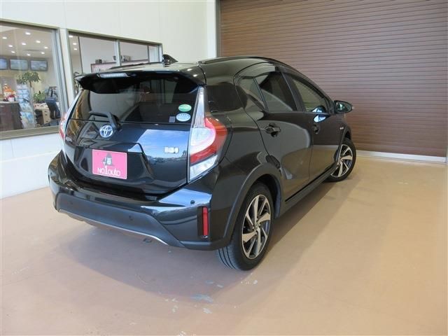 TOYOTA AQUA 2018 Image 31