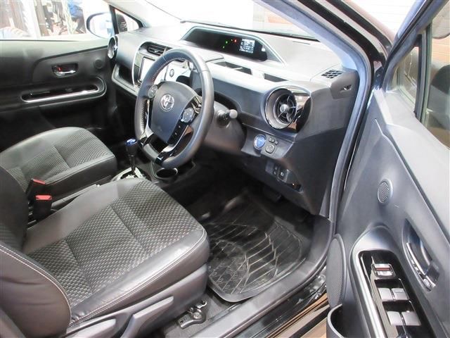 TOYOTA AQUA 2018 Image 31