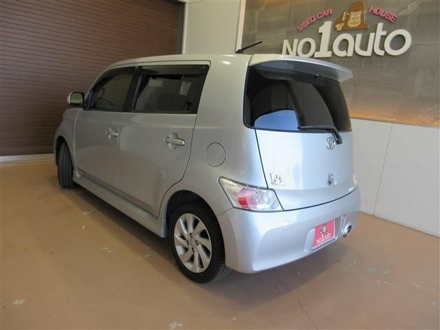 TOYOTA BB 2011 Image 31
