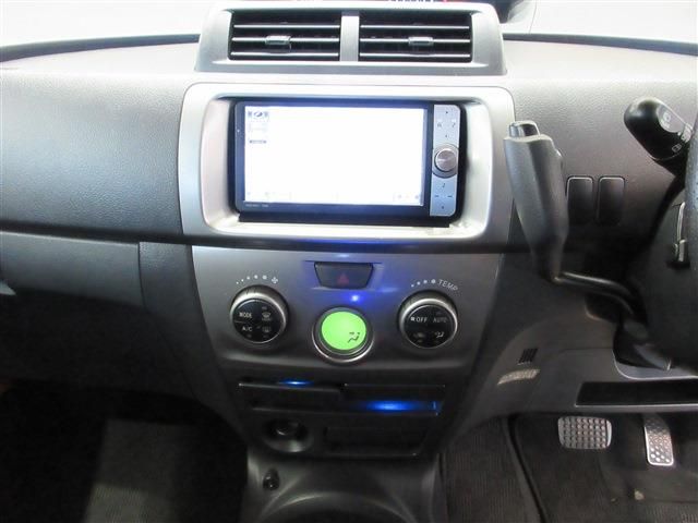 TOYOTA BB 2011 Image 31