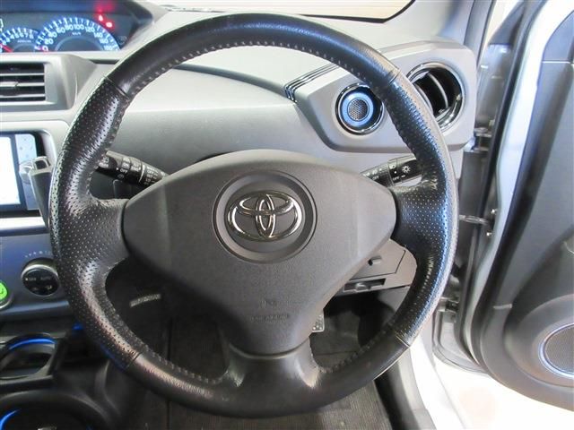 TOYOTA BB 2011 Image 31