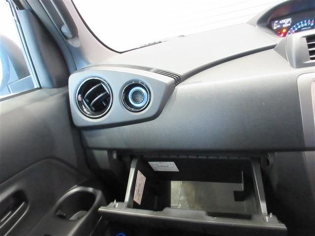 TOYOTA BB 2011 Image 31