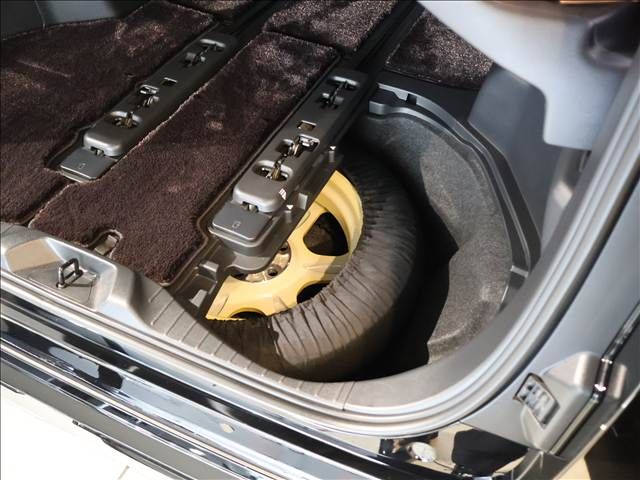 TOYOTA VELLFIRE  HYBRID 2024 Image 31