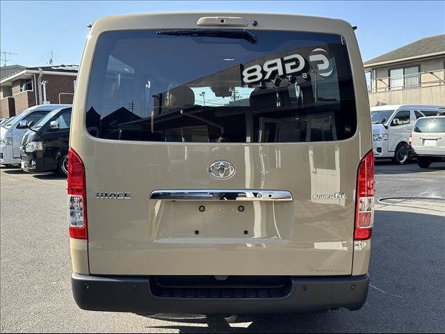 TOYOTA HIACE VAN 4WD 2026 Image 31