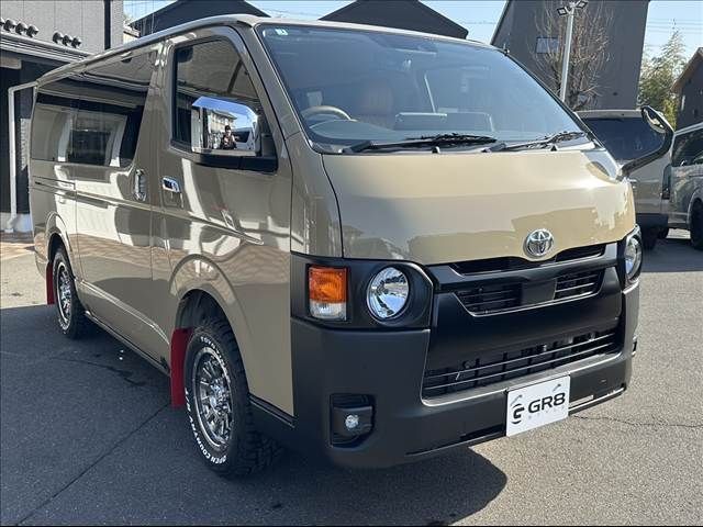 TOYOTA HIACE VAN 4WD 2026 Image 31