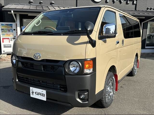 TOYOTA HIACE VAN 4WD 2026 Image 31