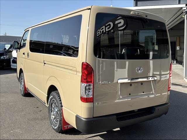 TOYOTA HIACE VAN 4WD 2026 Image 31