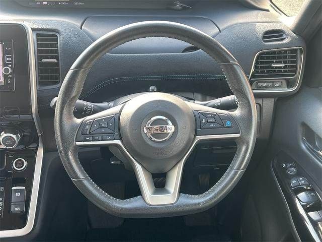 NISSAN SERENA  S-HYBRID 2017 Image 31