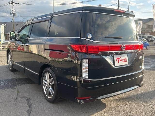 NISSAN ELGRAND 2012 Image 31