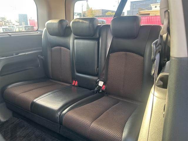 NISSAN ELGRAND 2012 Image 31