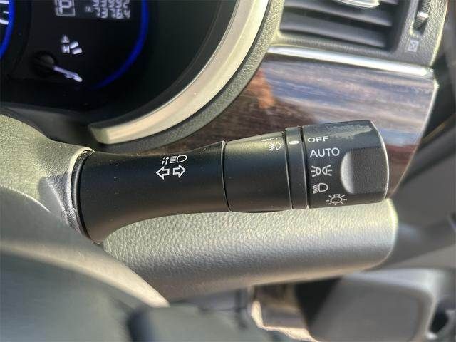 NISSAN ELGRAND 2012 Image 31