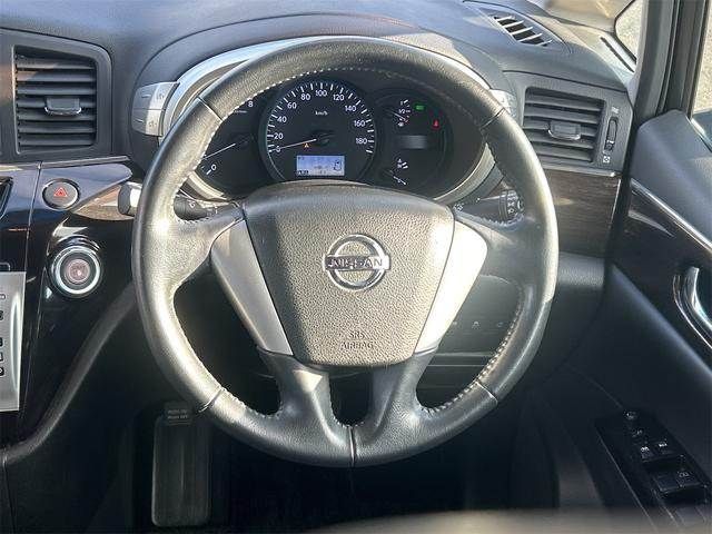 NISSAN ELGRAND 2012 Image 31