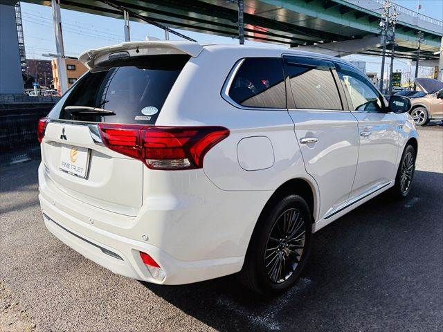MITSUBISHI OUTLANDER PHEV 2018 Image 31