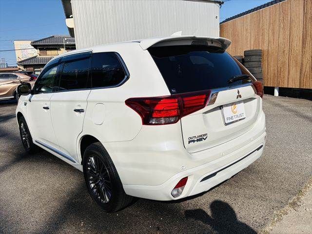 MITSUBISHI OUTLANDER PHEV 2018 Image 31