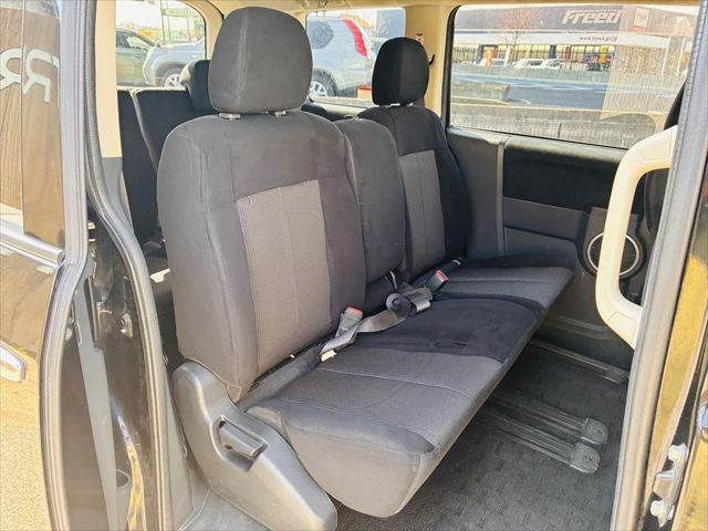 MITSUBISHI DELICA D:5 2WD 2011 Image 31