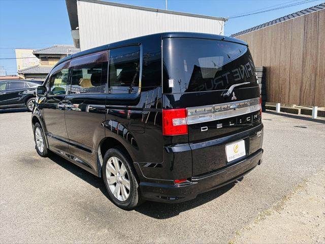 MITSUBISHI DELICA D:5 2WD 2011 Image 31