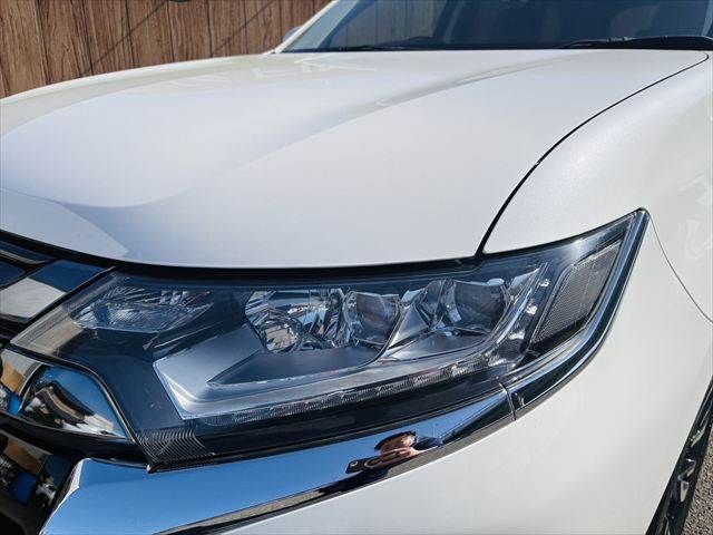 MITSUBISHI OUTLANDER PHEV 2015 Image 31