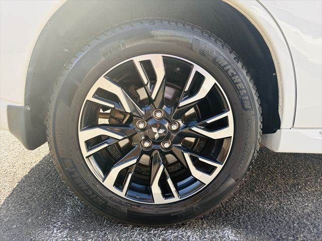 MITSUBISHI OUTLANDER PHEV 2015 Image 31