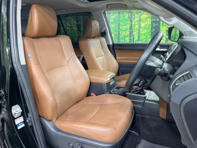 TOYOTA LANDCRUISER PRADO 2022 Image 31