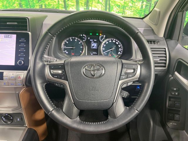 TOYOTA LANDCRUISER PRADO 2022 Image 31