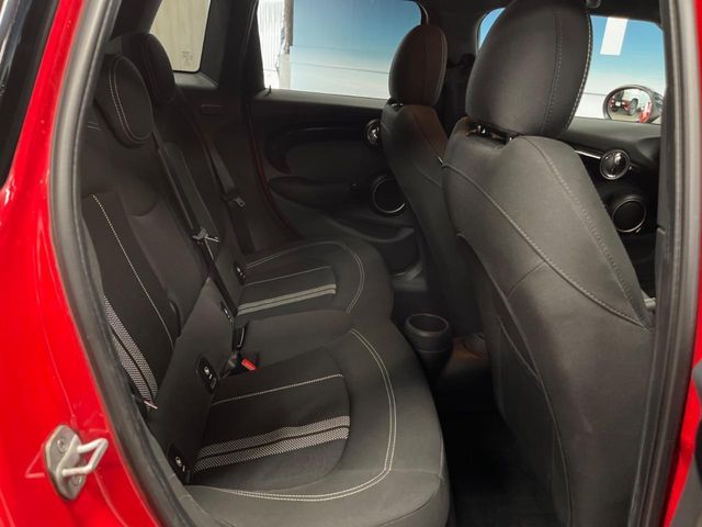 BMW MINI COOPER S 5D 2015 Image 31