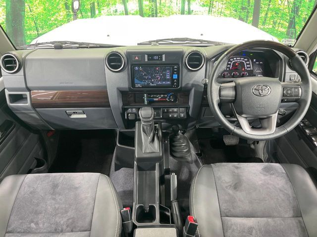 TOYOTA LANDCRUISER 70 2024 Image 31
