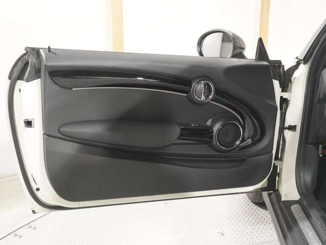 BMW MINI COOPER S OP 2017 Image 31