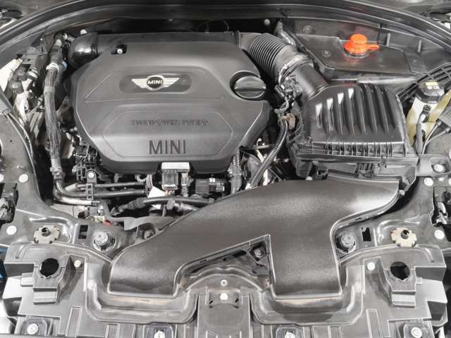 BMW MINI COOPER SD C 2017 Image 31