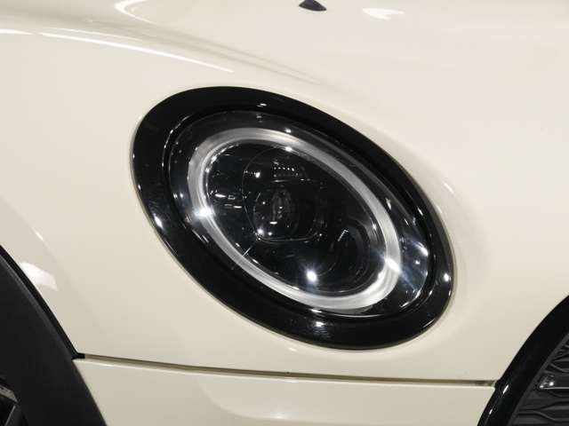 BMW MINI COOPER SD C 2017 Image 31