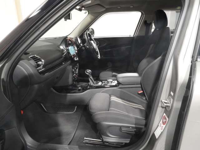 BMW MINI COOPER SD C 2017 Image 31