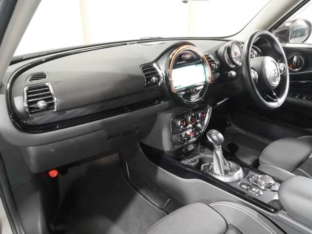 BMW MINI COOPER SD C 2017 Image 31