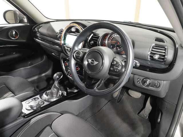 BMW MINI COOPER SD C 2017 Image 31