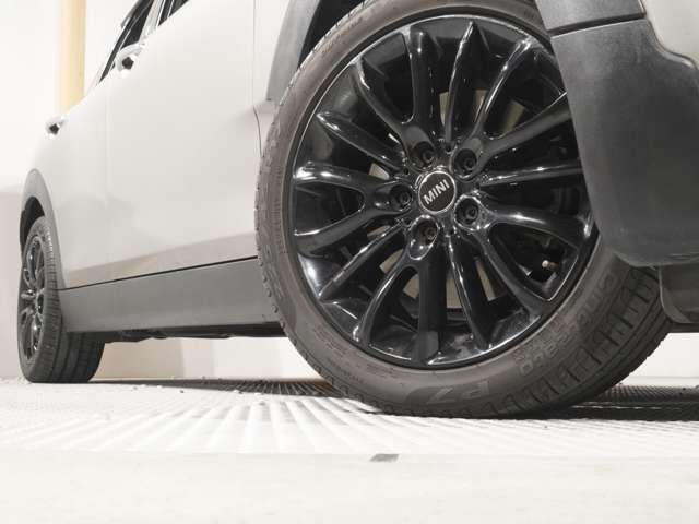 BMW MINI COOPER SD C 2017 Image 31