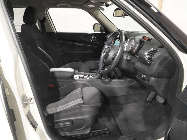 BMW MINI COOPER S CL 2018 Image 31