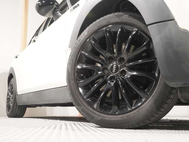 BMW MINI COOPER S CL 2018 Image 31