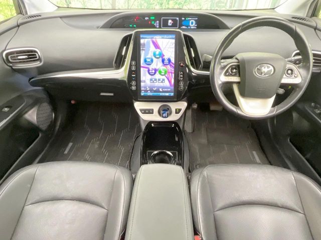 TOYOTA PRIUS PHV 2017 Image 31