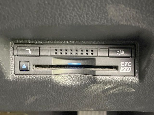 TOYOTA PRIUS PHV 2017 Image 31